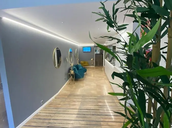 Отель Alda Independencia 2*