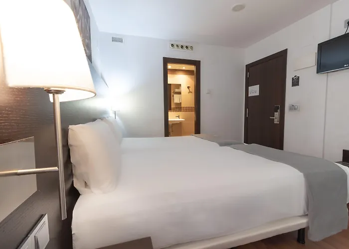 Alda Independencia Отель Сарагоса